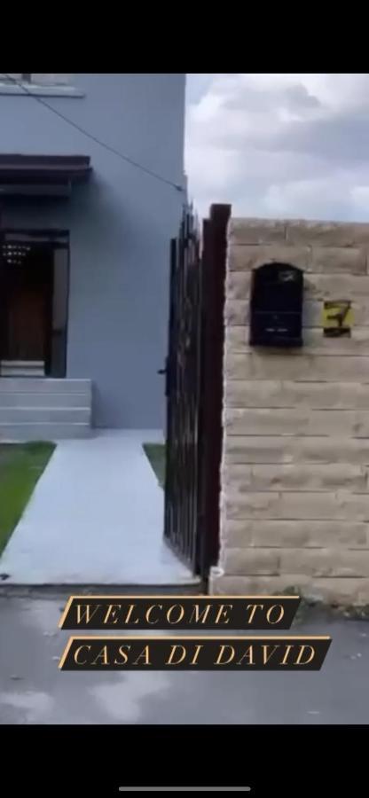 Casa Di David Villa Бузау Екстериор снимка